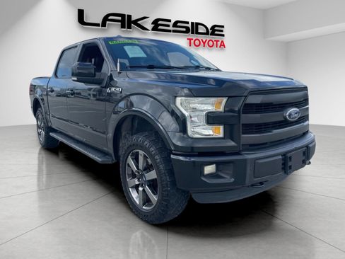 Used 2015 Ford F150 Lariat image 9