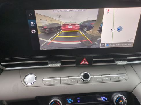 Used 2023 Hyundai Elantra SEL w/ Convenience Package image 15