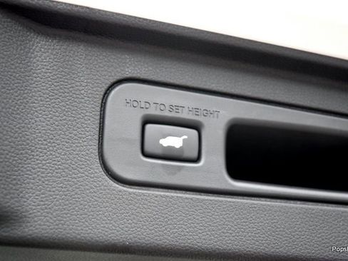 Certified 2025 Honda Pilot EX-L image 16