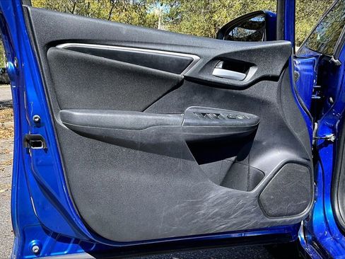 Used 2018 Honda Fit LX image 17