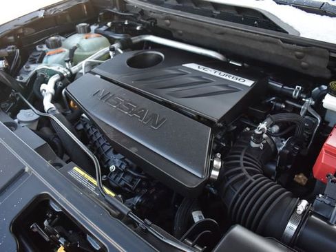 Used 2023 Nissan Rogue SV image 33