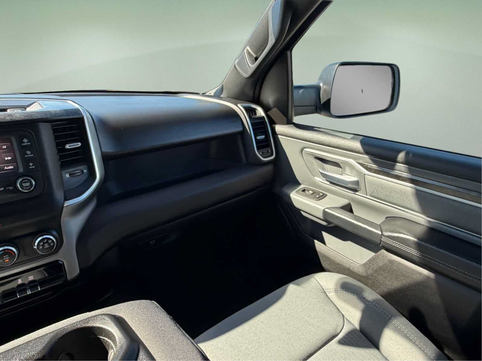 Used 2022 RAM 1500 Big Horn AWD/4WD image 21