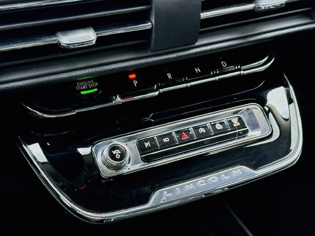Used 2023 Lincoln Corsair FWD image 21