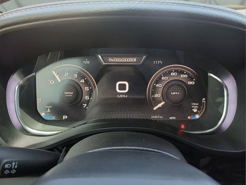 Used 2025 RAM 1500 Laramie AWD/4WD image 20