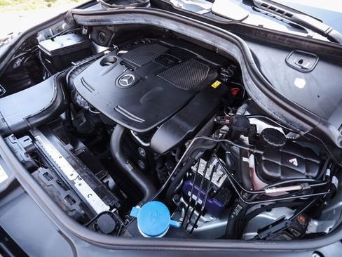 Used 2015 Mercedes-Benz ML 350 4MATIC image 50