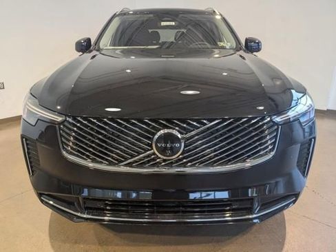 New 2026 Volvo XC90 B6 Plus w/ Protection Package Premier AWD/4WD image 2