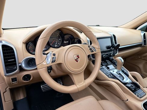 Used 2014 Porsche Cayenne Diesel image 9