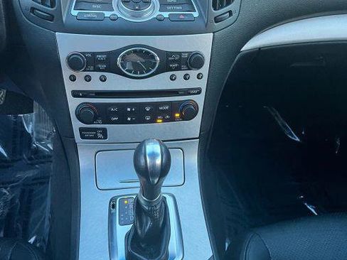 Used 2009 INFINITI G37 x Coupe w/ Premium Pkg image 16