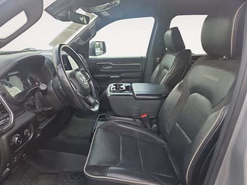 Used 2023 RAM 1500 Laramie AWD/4WD image 9