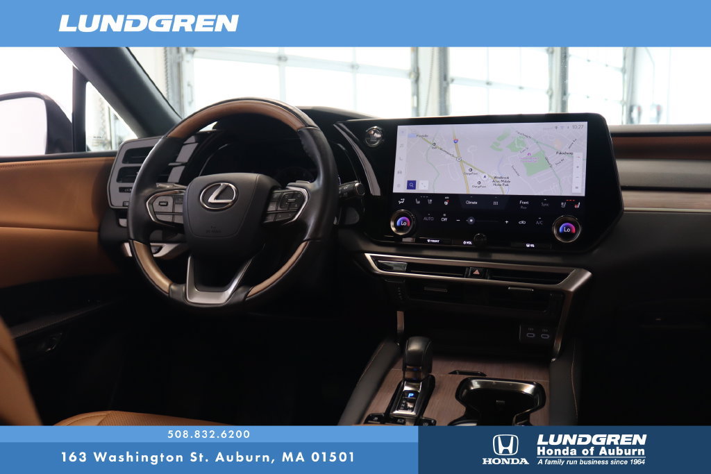Used 2024 Lexus RX 350 Premium w/ Cold Area Package AWD/4WD image 4