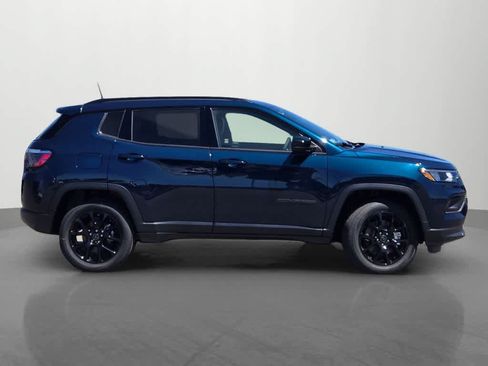New 2026 Jeep Compass Latitude AWD/4WD image 7