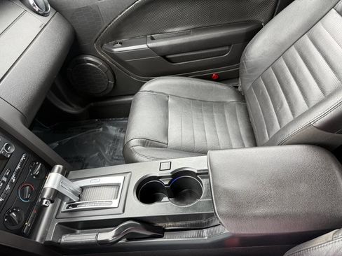 Used 2008 Ford Mustang GT Premium image 18