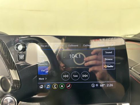 Used 2022 Chevrolet Corvette Stingray Premium Conv w/ Z51 Performance Package RWD image 22
