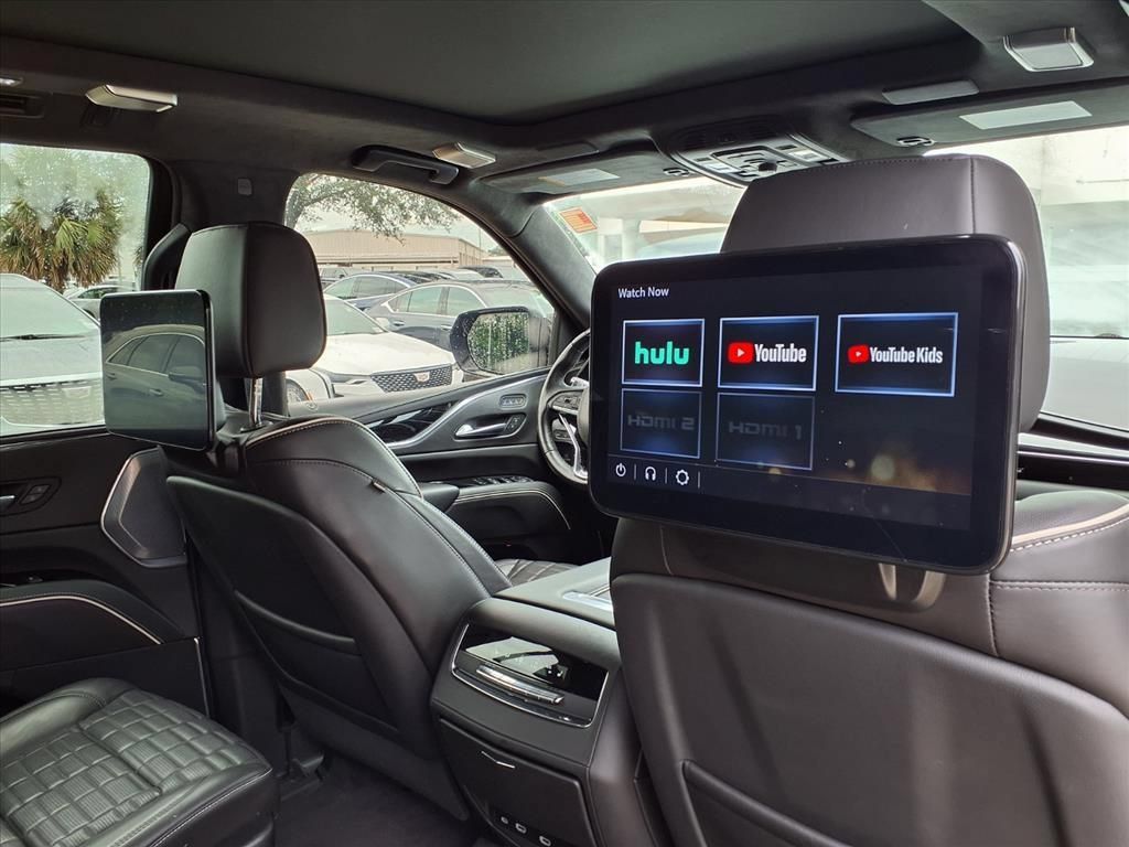 Certified 2023 Cadillac Escalade V w/ LPO, ONYX Package AWD/4WD image 15