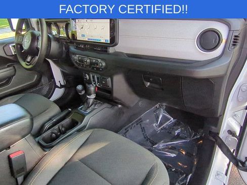 Certified 2025 Jeep Wrangler Sport AWD/4WD image 27