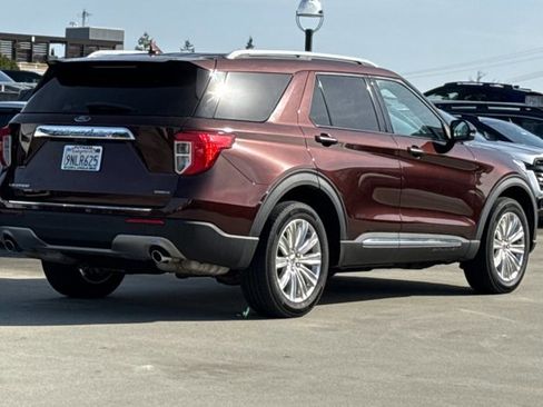 Certified 2020 Ford Explorer Limited w/ Hybrid Equipment Group 310A image 3