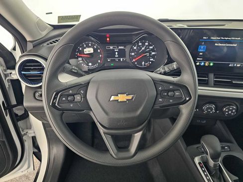 New 2026 Chevrolet Trax LS w/ LS Convenience Package image 22