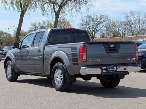Used 2017 Nissan Frontier SV AWD/4WD image 9
