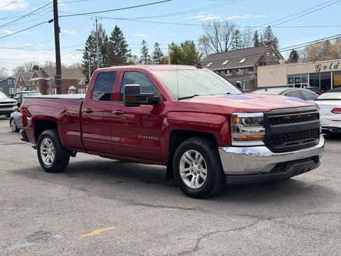 Used 2018 Chevrolet Silverado 1500 LT w/ Max Trailering Package image 3