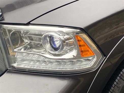 Used 2017 RAM 1500 Laramie w/ Convenience Group image 5