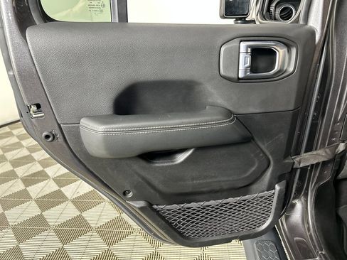 Used 2023 Jeep Wrangler Unlimited Sahara w/ Cold Weather Group AWD/4WD image 16