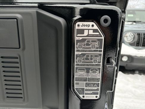 New 2026 Jeep Wrangler Unlimited Rubicon image 27