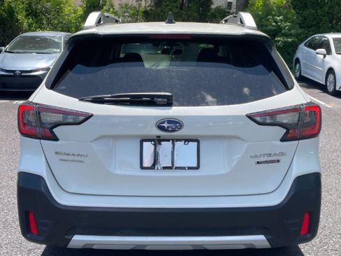 Used 2022 Subaru Outback Touring AWD/4WD image 8