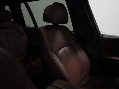 Certified 2023 BMW X7 M60i w/ Executive Package image 24