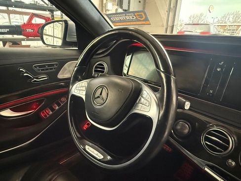 Used 2015 Mercedes-Benz S 63 AMG 4MATIC Sedan image 20