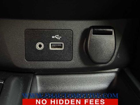 Used 2019 Nissan Rogue SV w/ Sun & Sound Touring Package AWD/4WD image 36