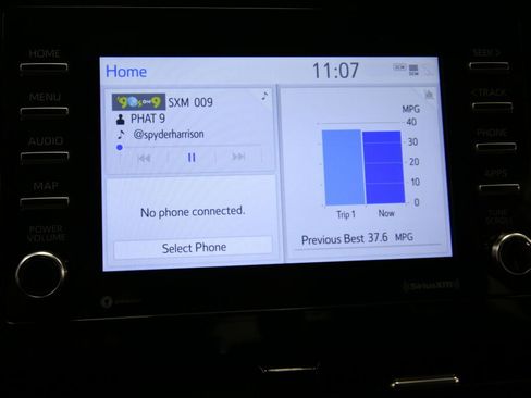 Used 2024 Toyota Camry SE image 14