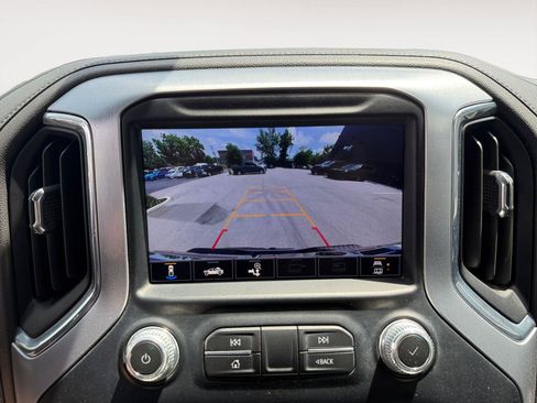 Used 2023 GMC Sierra 3500 SLT w/ SLT Convenience Package AWD/4WD image 16
