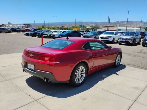 Used 2015 Chevrolet Camaro LT RWD image 5