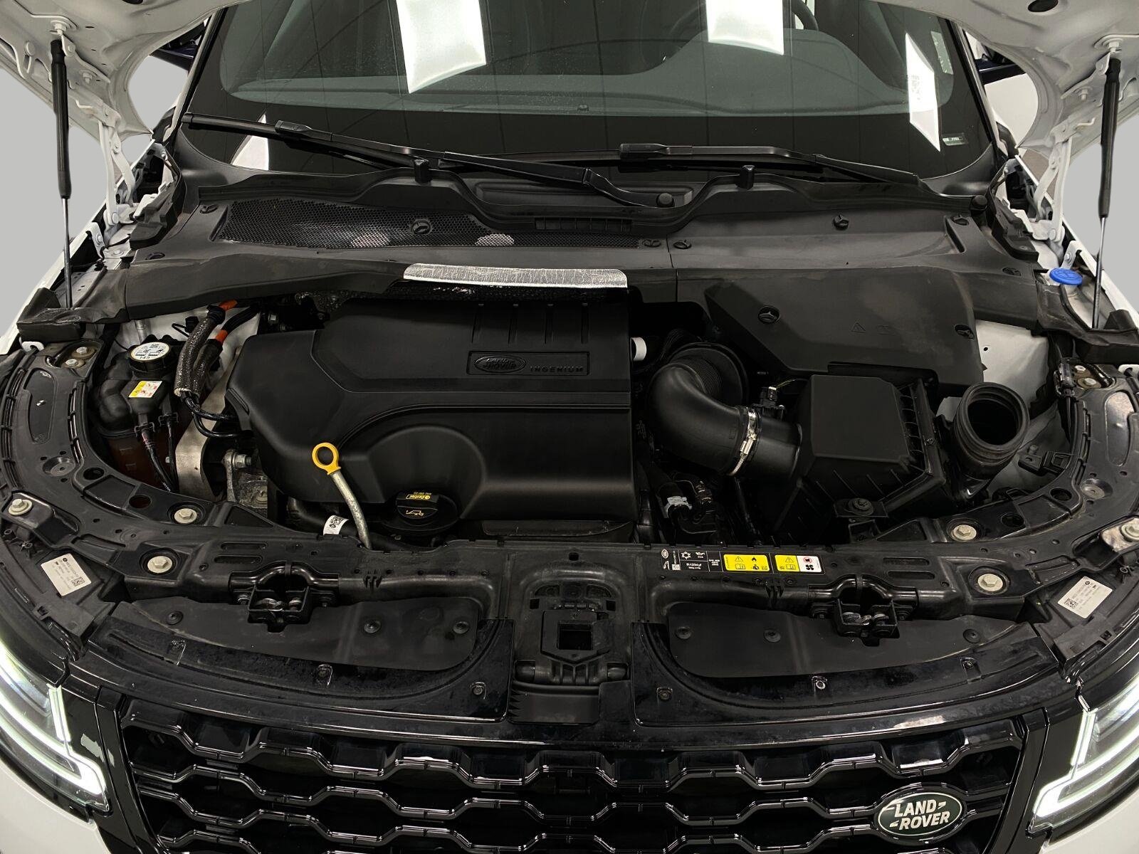 Used 2023 Land Rover Range Rover Evoque R-Dynamic SE AWD/4WD image 11