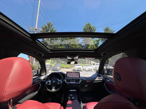 Used 2022 BMW X3 xDrive30i w/ M Sport Package 2 AWD/4WD image 17