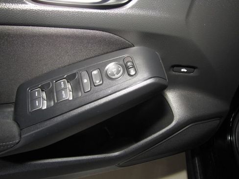 Certified 2025 Honda Civic Sport image 11