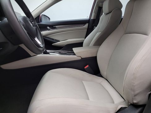 Used 2018 Honda Accord LX image 17