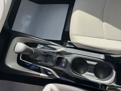 Used 2022 Toyota Corolla LE image 22