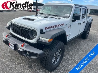 New 2025 Jeep Gladiator Mojave w/ Convenience Group