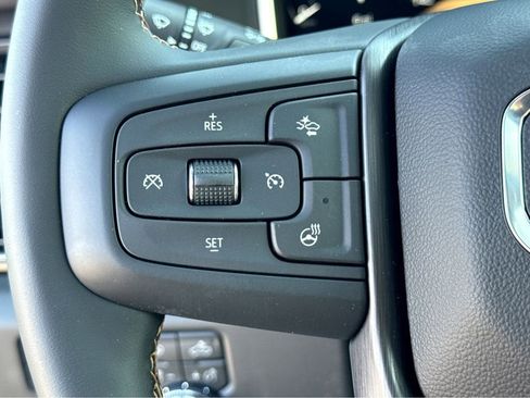 New 2026 GMC Sierra 2500 AT4 w/ AT4 Premium Plus Package image 16