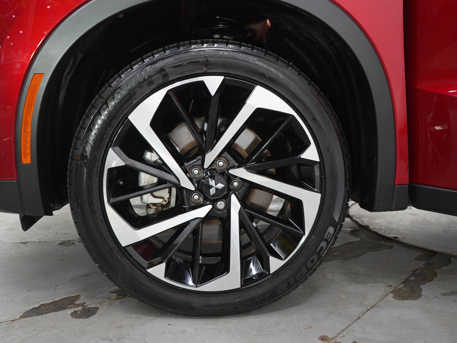 Used 2023 Mitsubishi Outlander SE AWD/4WD image 31