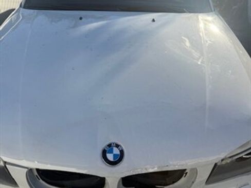 Used 2013 BMW 135i Convertible image 17