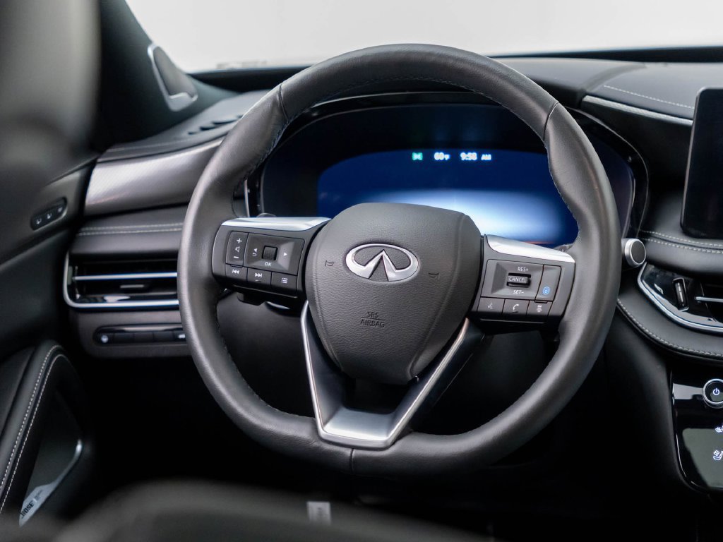 Certified 2025 INFINITI QX60 Luxe w/ Black Edition AWD/4WD image 11