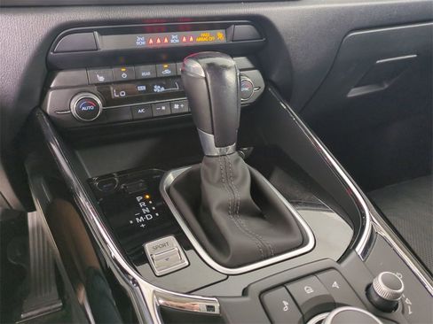 Used 2022 MAZDA CX-9 Touring image 22