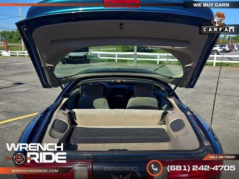 Used 1997 Pontiac Firebird Firebird w/ Opt Pkg image 33