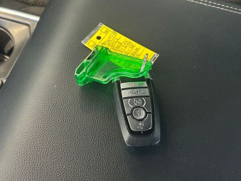 Used 2022 Ford F150 XLT w/ Equipment Group 302A High image 45