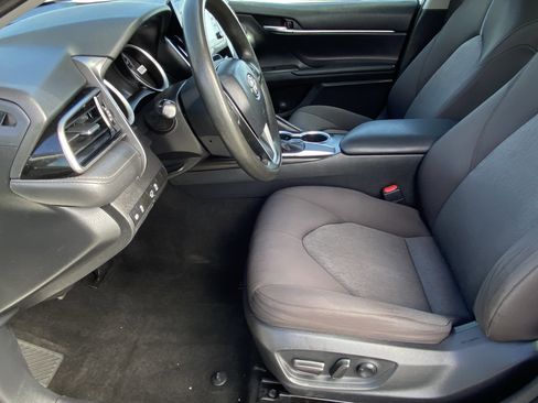Certified 2021 Toyota Camry LE image 34
