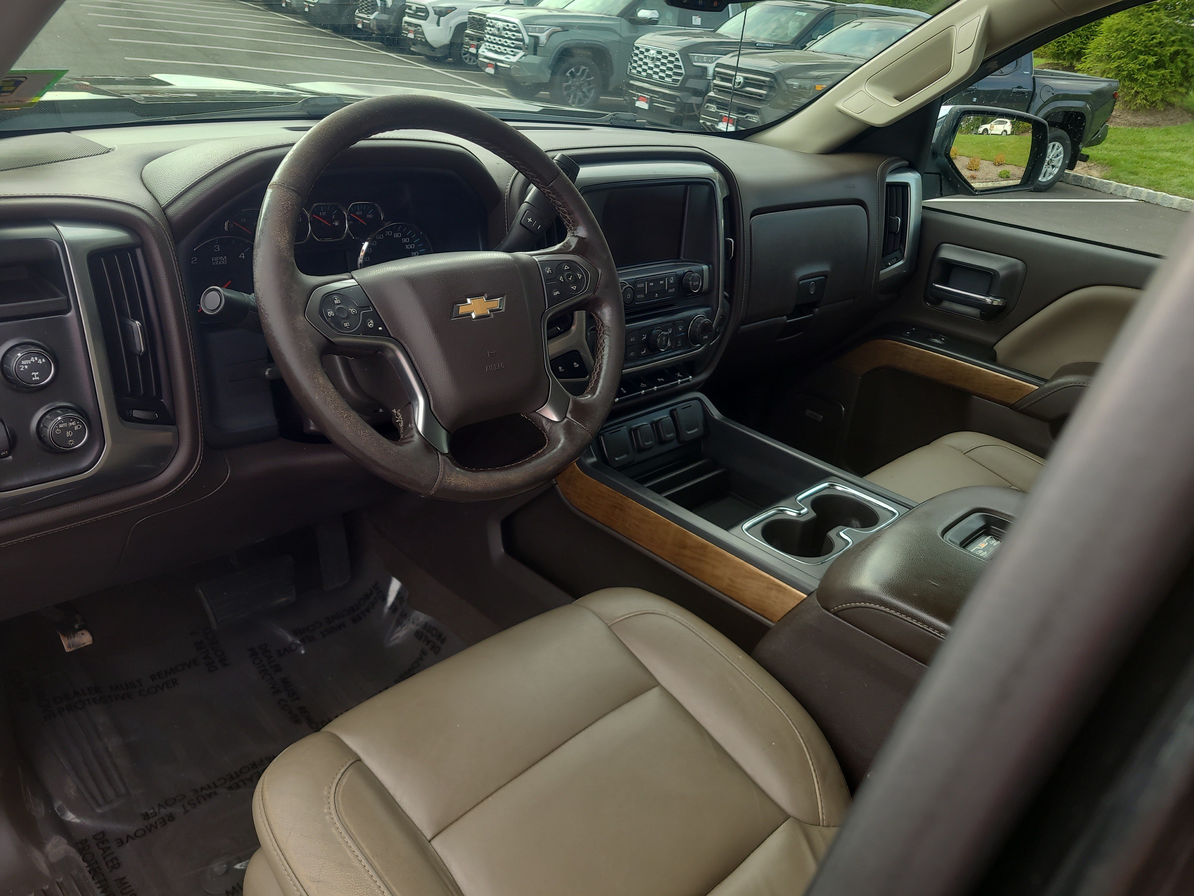 Used 2018 Chevrolet Silverado 1500 LTZ w/ Sport Package AWD/4WD image 15