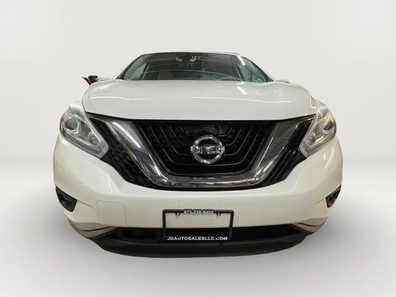 Used 2017 Nissan Murano Platinum w/ Platinum Technology Package AWD/4WD image 3