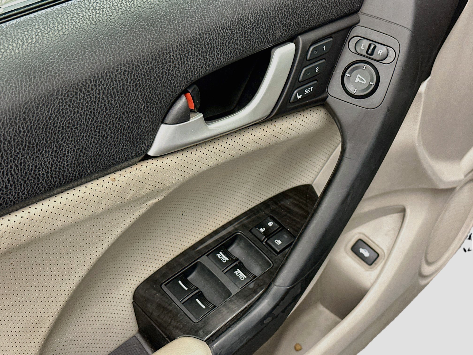 Used 2013 Acura TSX Sedan FWD image 15